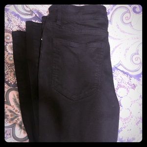 Black H&M skinny jeans size 8